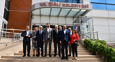 Çiğli'de Bayramlaşma Coşkusu