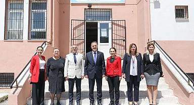 DEÜ, Miniklere Diş Sağlığını Öğretiyor