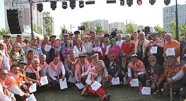 Coşkulu “Uluslararası Karşıyaka Yörük Festivali