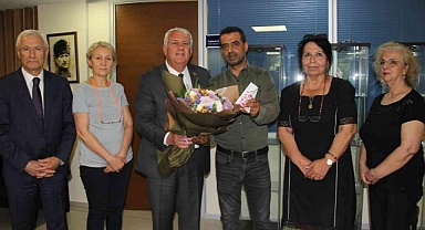 Kahraman Taksiciye Ödül