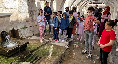 Konaklı Çocuklar Tarihi Öğreniyor