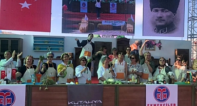 Urla’da Enginar Festivali Coşkusu