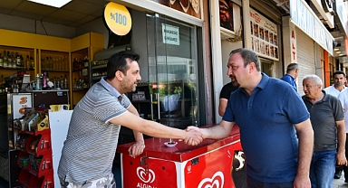 Başkan Utku Gümrükçü Çiğli’yi Karış Karış Geziyor