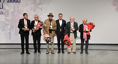 Bayraklı Uluslararası Homeros Festivali’ne Muhteşem Final