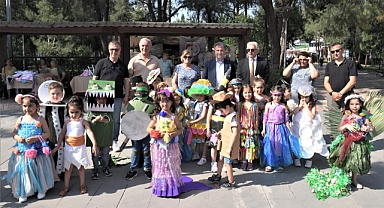 Bornova'da Miniklerden Çevreci Defile