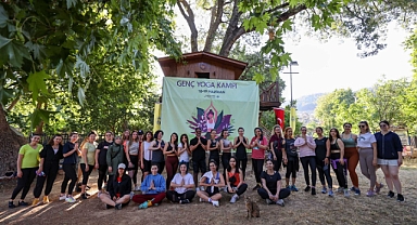 Buca'da Hem İnziva Hem Yoga