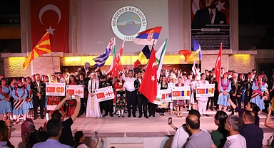 Dünyanın Dansçıları Menderes'te Buluştu