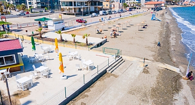 Güzelbahçe'de Körfezin Tek Mavi Bayraklı Plajı Yaza Hazır