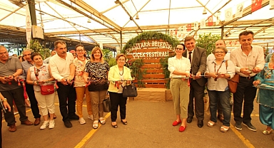 “Karşıyaka Çiçek Festivali” Başladı