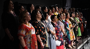 Bornova Açıkhava’da Sahne Kadınların