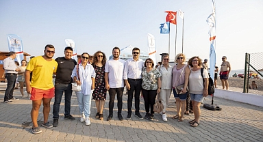 Dikili Plajlarına 2 Mavi Bayrak Daha Eklendi