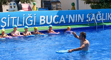 Bucalı Çocuklardan Başkan Kılıç'a Havuz Teşekkürü