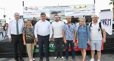 Karşıyaka Tek Yürek: “Asbestli Gemiyi İstemiyoruz”