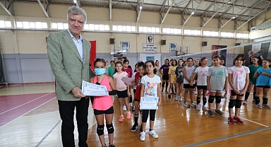 Narlıdere'de ‘Temel Spor Eğitimi ve Sporcu Yetiştirme Kursları’ Sona Erdi