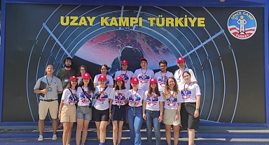 Uzay Keşfine Çıktılar