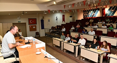 Başkan Utku Gümrükçü Şantiye Şefleriyle Buluştu