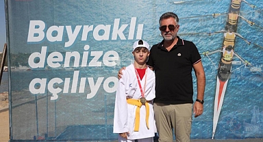 Bayraklı Denize Açıldı