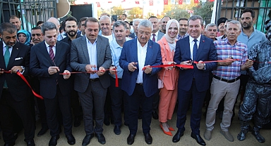 Bergama'da 8 Bin Kişiyle Park Açılışı