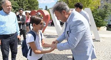 Bornova’dan Eğitim Tam Destek