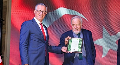 Gaziemir'de İlber Ortaylı Büyük Zafer’i Anlattı