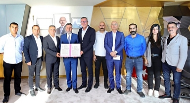 Bayraklı’da Yüzleri Güldüren Toplu Sözleşme