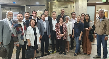 Karaburun'da Başkan ve Tüm Sanıklara Beraat