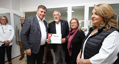 Karşıyakalı Aileden 3 Bin Kitap Bağışı