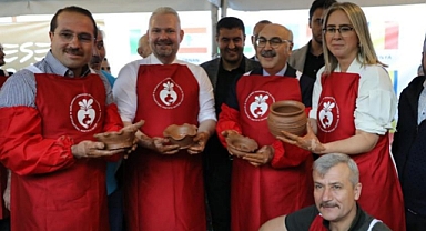 Menemen Belediyesi 1. Uluslararası Menemen Çömlek Festivali Muhteşem Başladı
