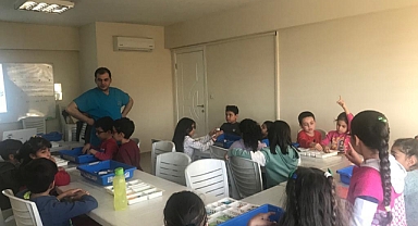 Bayraklılı Çocuklar Geleceği ‘Kodluyor’