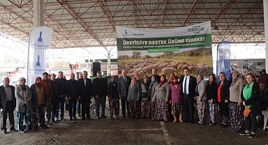 İzmir Büyükşehir Belediyesi'nden Torbalı’daki 59 Üreticiye 214 Küçükbaş Desteği