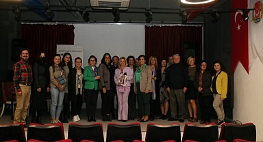 İzmir Gazeteciler Cemiyeti Aktivist Minerva Josefina Tavárez Mirabal’ı Ağırladı