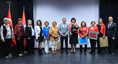 Konak'ta Başkan Abdül Batur’dan Kadın Kuruluşları Birliği’ne Tam Destek
