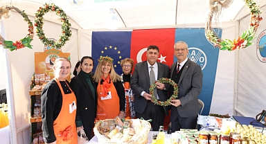Menderes'te Mandalinanın Cennetinde Coşku Dolu Festival