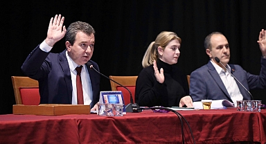 Bergama Belediyesi Aralık Meclisi Yapıldı
