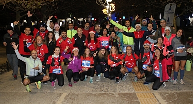 İzmir En Uzun Gecede Koştu