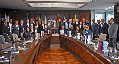 İzmir Spor Kulüpleri Omuz Omuza