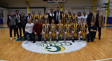 Menemen İzmir Büyükşehir'i Yendi