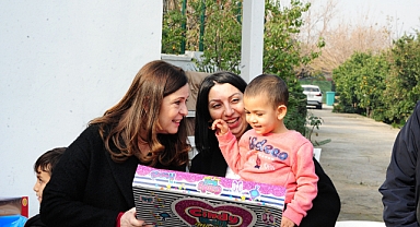 Balçova’da Çalkaya Ailesi’nin yılbaşı klasiği