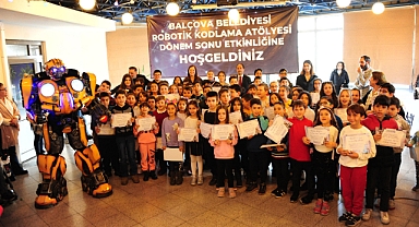 Balçova'da Geleceğin Mucitlerine Robot Show