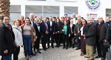 Bornova'da İl Başkanı Şenol Aslanoğlu turu