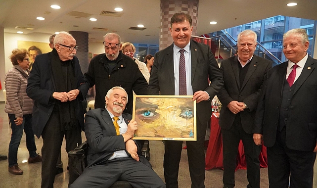 Karşıyaka Nazım Hikmet'i andı