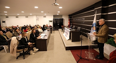 Narlıdere'de Kadınlar Demokrasi'nin Merkezinde