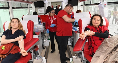 Bornova yardıma koşuyor