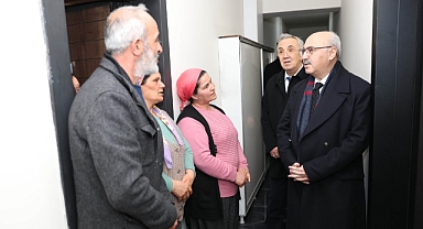 İzmir Valiliği koordinasyonunda 5 bin depremzede misafir ediliyor