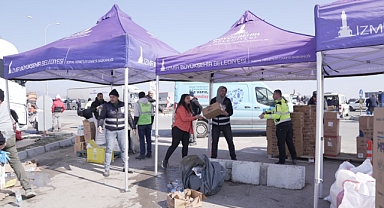 İzmir’den afet bölgesine destek yağıyor