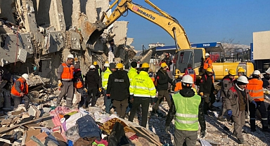 Torbalılı ekip afet bölgesinde yaraları saracak