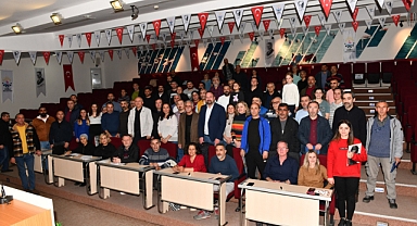 Çiğli Belediyesi’nin Arıcılık Kursuna Yoğun İlgi