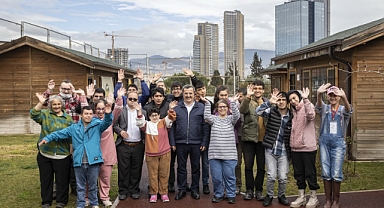 Konak Engelsiz Yaşam Köyü’nün yeni spor salonu faaliyete geçti