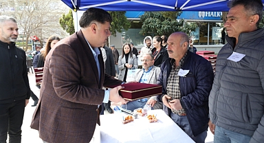 Menderes'de şehitler için anlamlı etkinlik