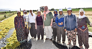 Menemen'de Dünya Kadınlar Günü Kutlandı